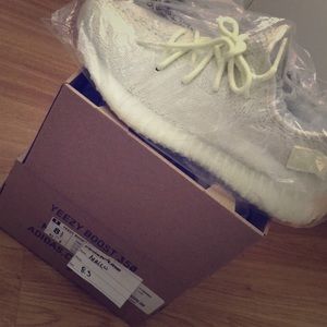 Yeezy Butters 8.5